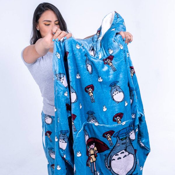 Hoodie Oversize Totoro para mujer