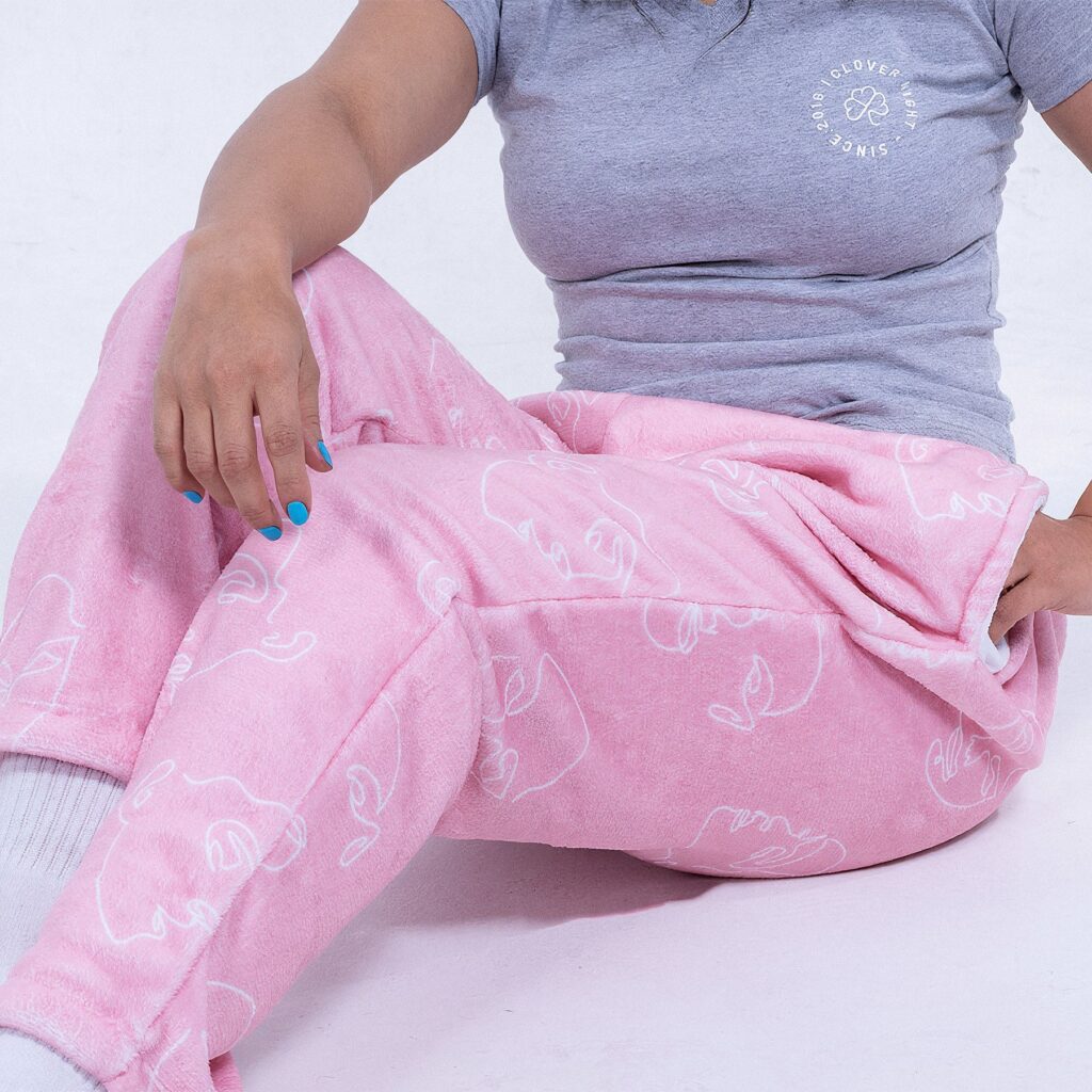 Pantalón Rosa Trazo Caras