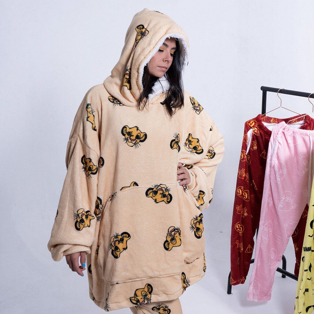 Buzo Oversize Rey León