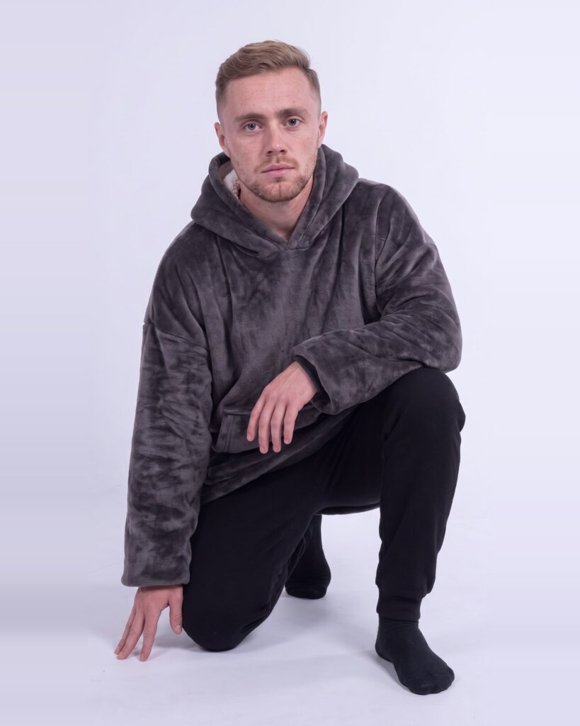 Buzo Oversize Gris Oscuro – foto 13